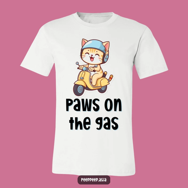 Funny Cat Scooter Helmet T-Shirt: Hilarious Gift for Adorable Speedy Pet Lovers